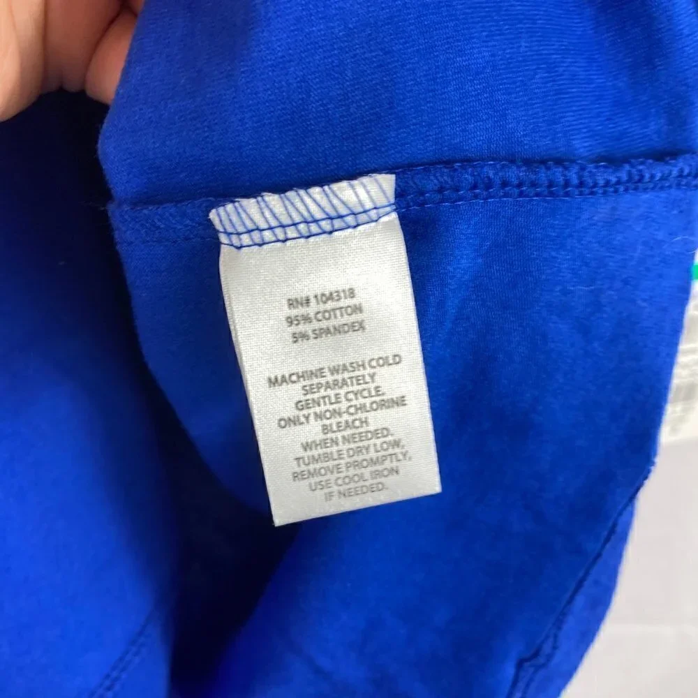 4/$25 NWT Derek Heart pleated shoulder shirt